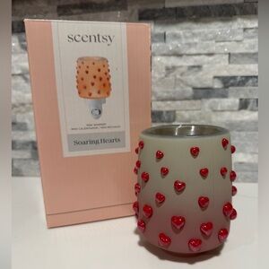 Scentsy Soaring Hearts Mini Warmer